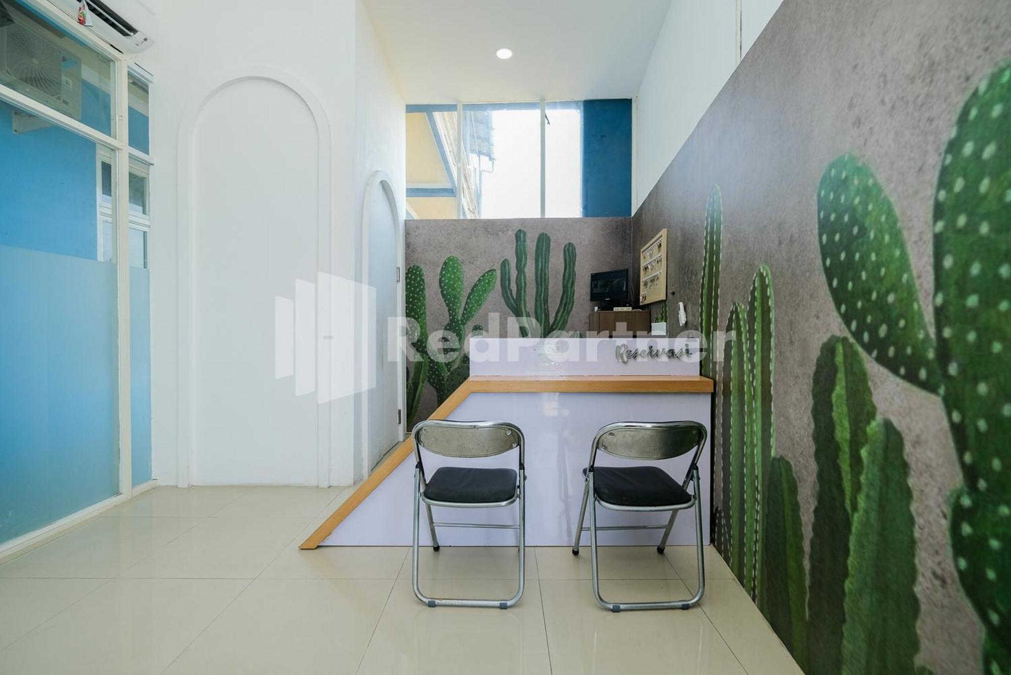 Grand Kencana Guesthouse Syariah Near Wisata Bahari Lamongan Paciran Esterno foto