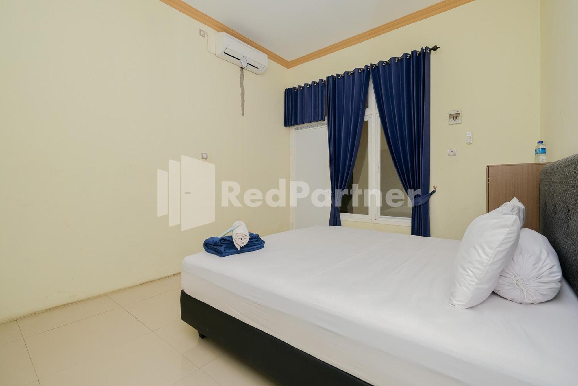 Grand Kencana Guesthouse Syariah Near Wisata Bahari Lamongan Paciran Esterno foto
