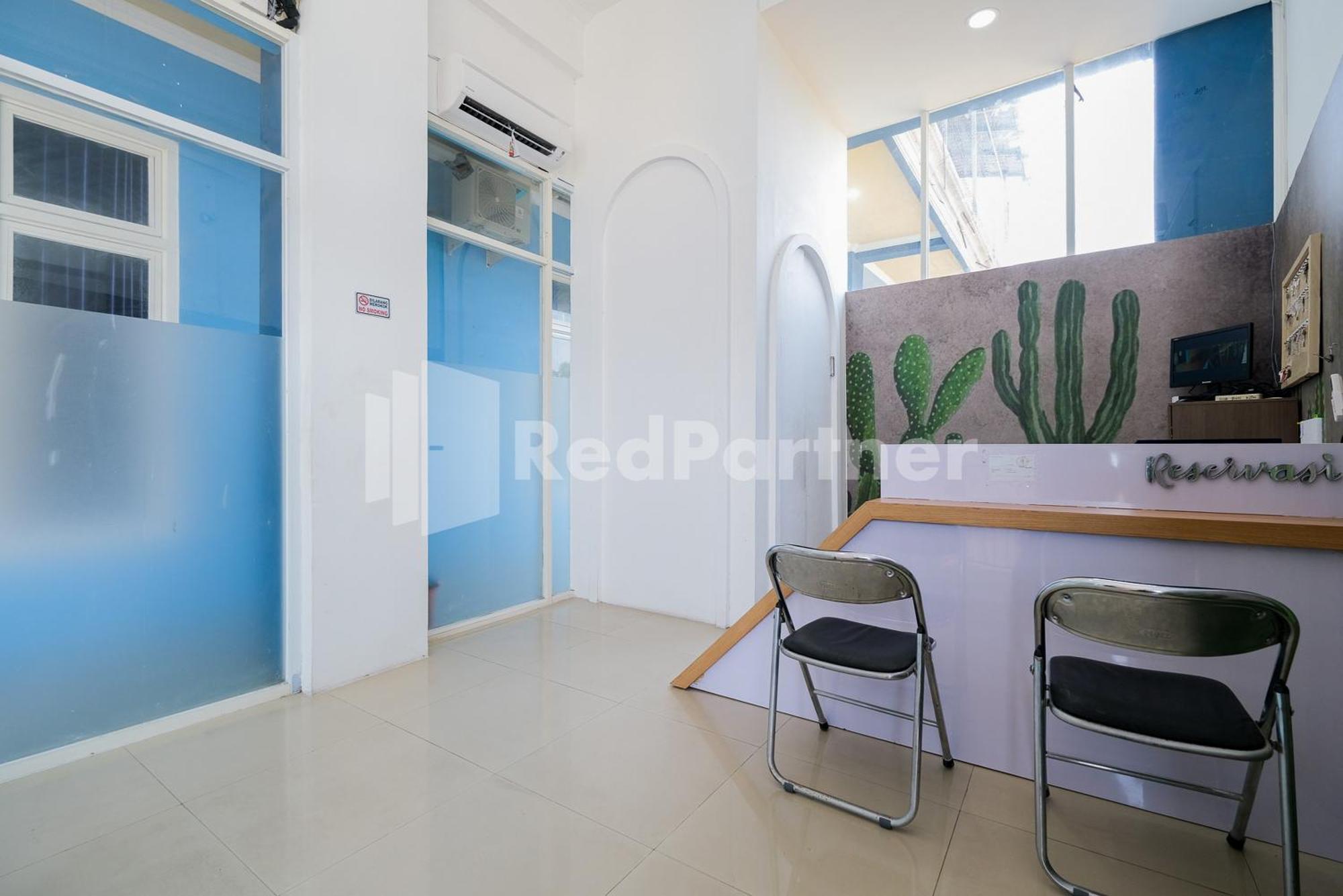 Grand Kencana Guesthouse Syariah Near Wisata Bahari Lamongan Paciran Esterno foto